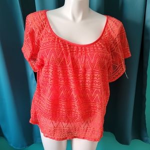 LAST CALL. DONATING 10/24. Coral Double Layer Top